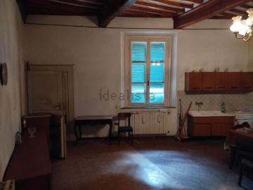 Appartamento in vendita di 120 m² in Via Vittorio Veneto
