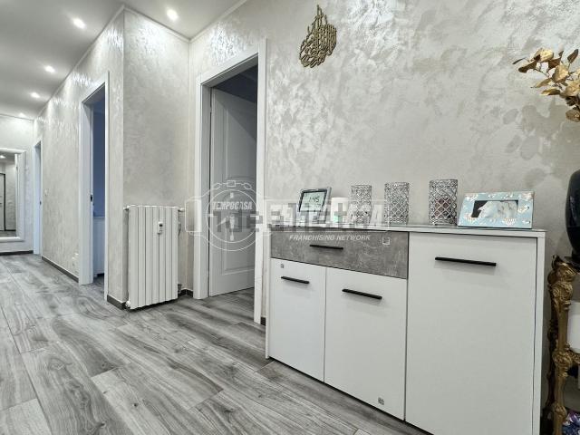 Appartamento in vendita di 120 m² in Via Viverone