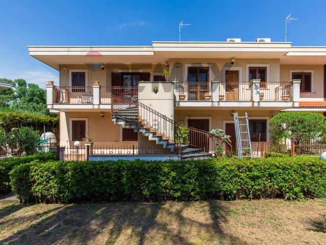Appartamento in vendita di 120 m² in Via Vincenzo Bellini, 10