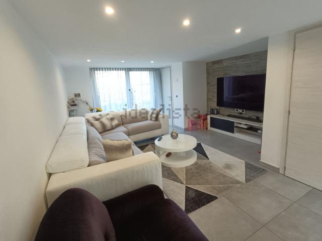 Appartamento in vendita di 120 m² in Via Vincenzo Bellini
