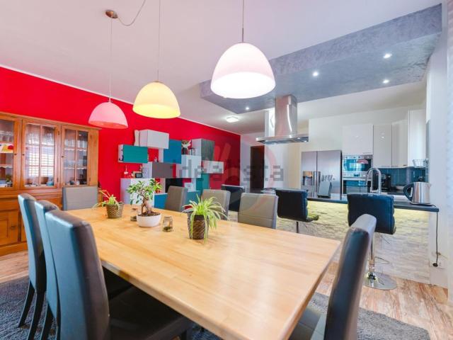 Appartamento in vendita di 120 m² in Via XXV Aprile