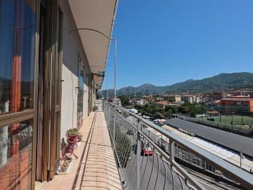 Appartamento in vendita di 120 m² in Via XXV Luglio