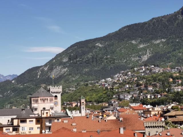 Appartamento in vendita di 120 m² in Via XXIV Maggio