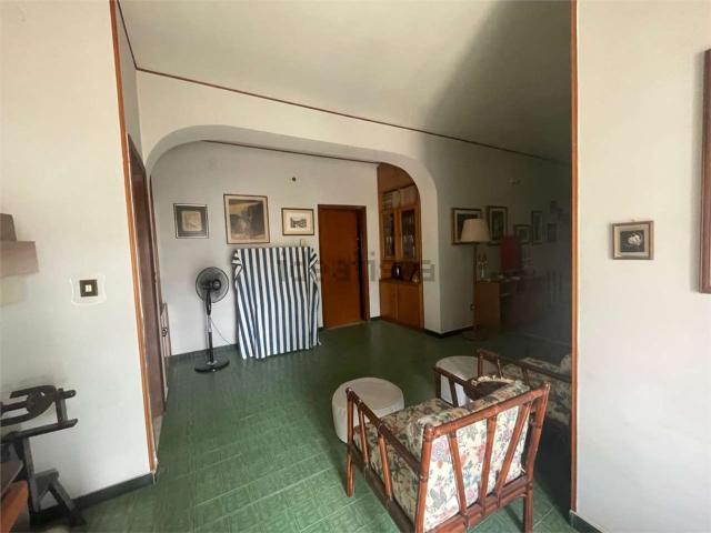 Appartamento in vendita di 120 m² in Viale Teocrito, 1