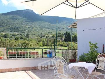 Appartamento in vendita di 120 m² in Viale Tivoli, 85