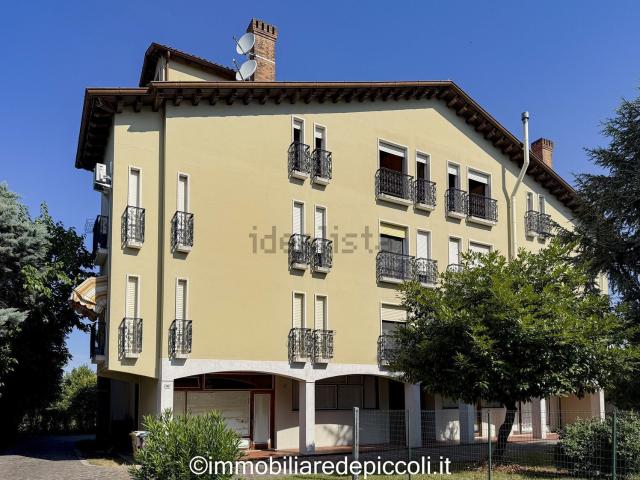 Appartamento in vendita di 120 m² in Viale Trieste, 142