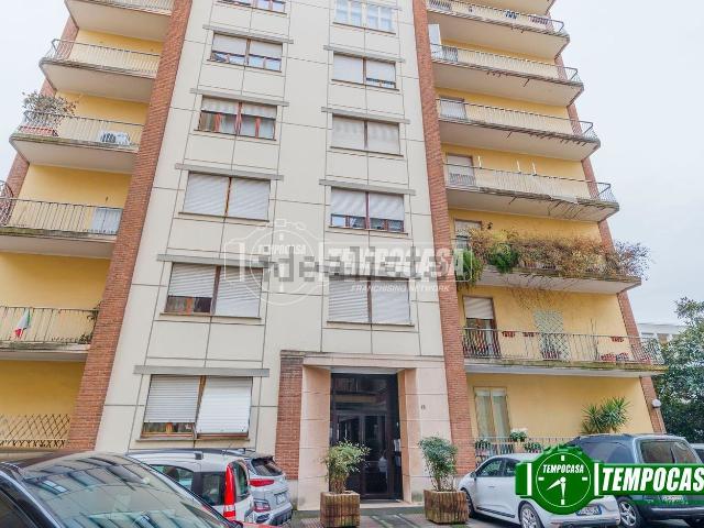 Appartamento in vendita di 120 m² in Viale Dante Alighieri, 15
