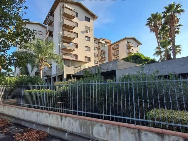 Appartamento in vendita di 120 m² in Viale dei Platani, 1