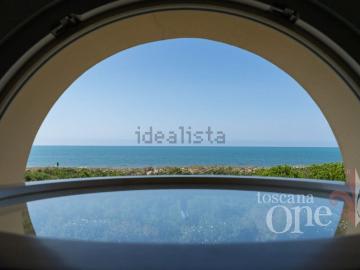 Appartamento in vendita di 120 m² in Viale del Tirreno, 70