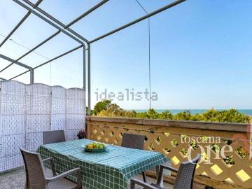 Appartamento in vendita di 120 m² in Viale del Tirreno, 70