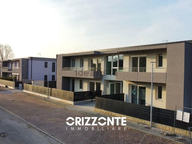 Appartamento in vendita di 120 m² in Viale dello Sport, 33