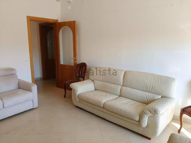 Appartamento in vendita di 120 m² in Viale Eugenio Chiesa