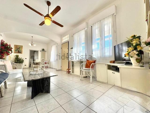 Appartamento in vendita di 120 m² in Viale L.B. Alberti, 3