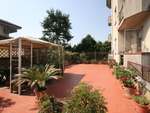 Appartamento in vendita di 120 m² in Viale M. Buonarroti, 44