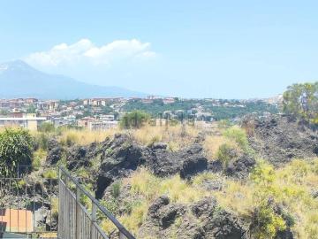 Appartamento in vendita di 120 m² in Viale Mario Rapisardi, 384