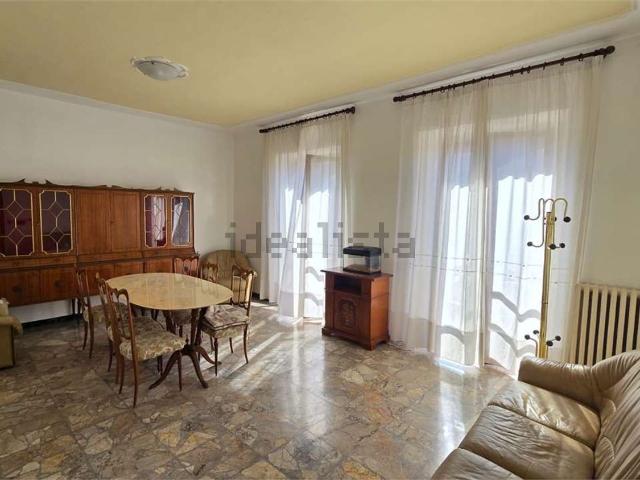 Appartamento in vendita di 120 m² in Viale San Sisto, 29