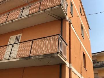 Appartamento in vendita di 120 m² in Viale Stazione