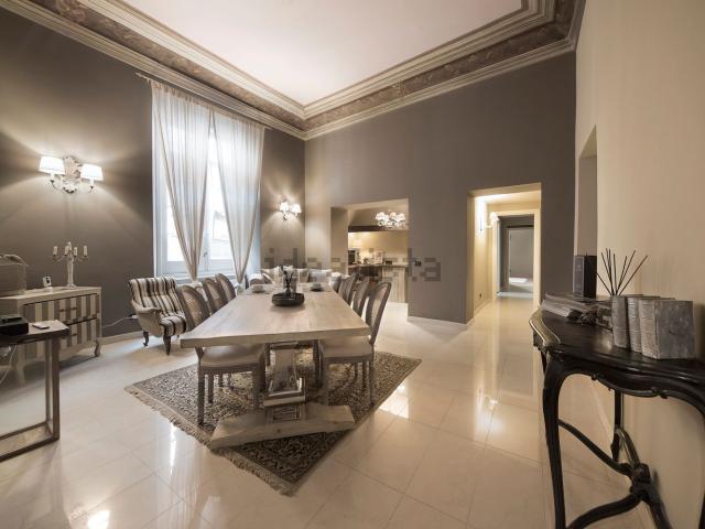 Appartamento in vendita di 120 m² in Vico Folchero, 21