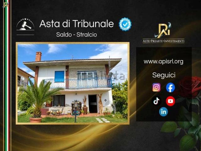 Appartamento in vendita di 120 m² in Contrada Albereto