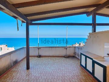 Appartamento in vendita di 120 m² in Contrada Pelosa, 1