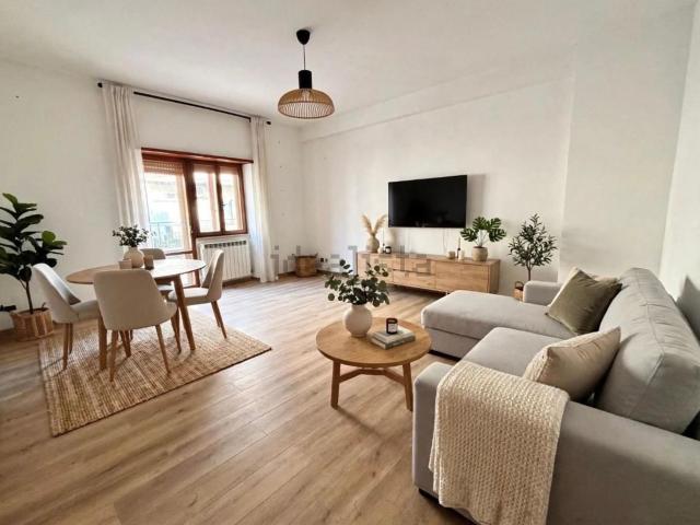 Appartamento in vendita di 120 m² in Corso Vittoria Colonna, 78