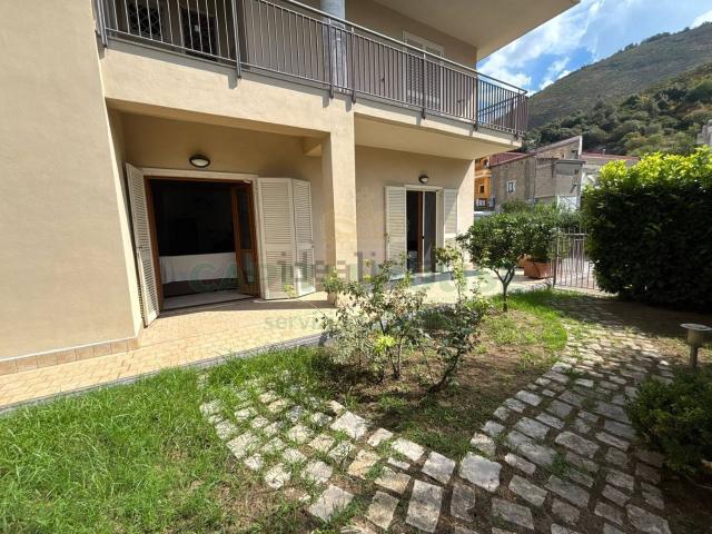 Appartamento in vendita di 120 m² in Corso Francesco Caracciolo, 213