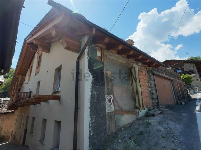 Appartamento in vendita di 120 m² in Frazione Arpuilles Chacotteyes