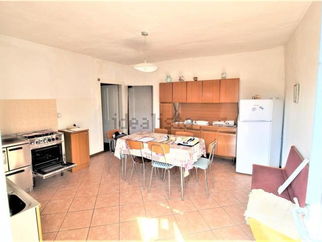 Appartamento in vendita di 120 m² in Frazione Seregnano, 6