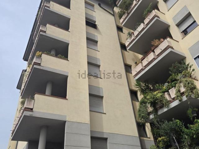 Appartamento in vendita di 120 m² in Largo Luca Ganzi, 1