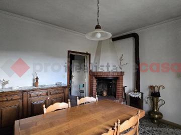 Appartamento in vendita di 120 m² in Località Vignale