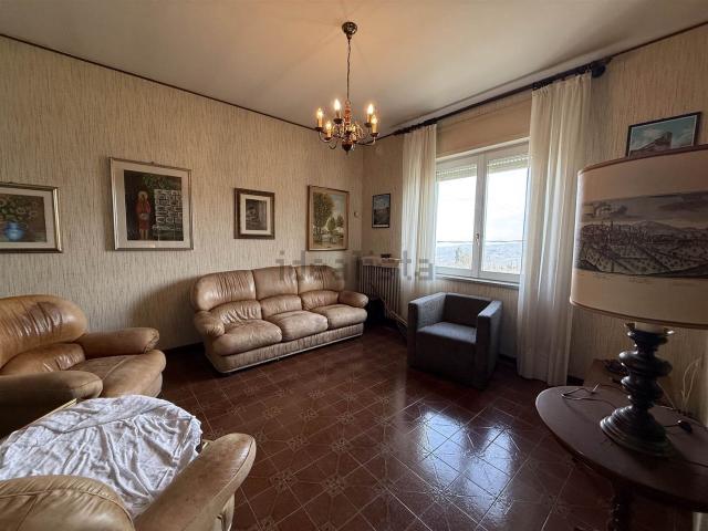 Appartamento in vendita di 120 m² in Località Carignone
