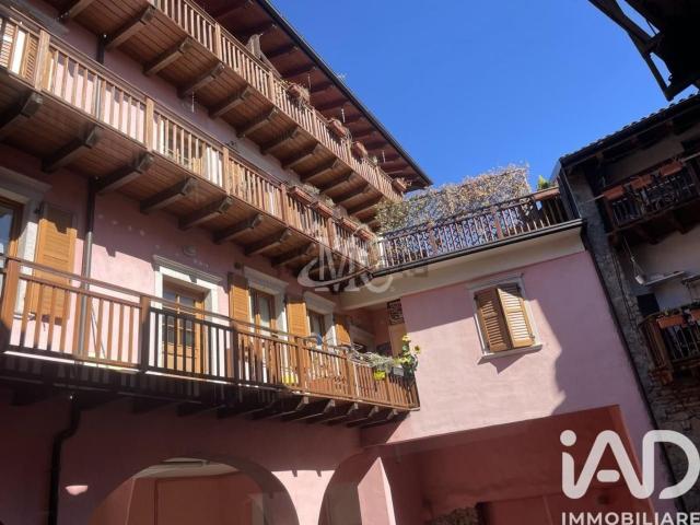Appartamento in vendita di 120 m² in Piazza Cesare Battisti, 1