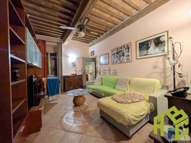 Appartamento in vendita di 120 m² in Piazza Giuseppe Garibaldi, 6