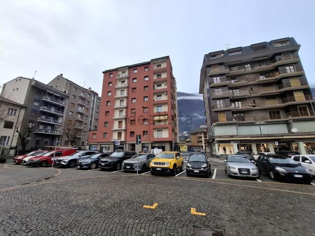 Appartamento in vendita di 120 m² in Piazza della Repubblica, 28