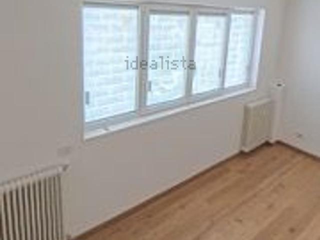 Appartamento in vendita di 120 m² in Piazza Simone Bolivar, 4