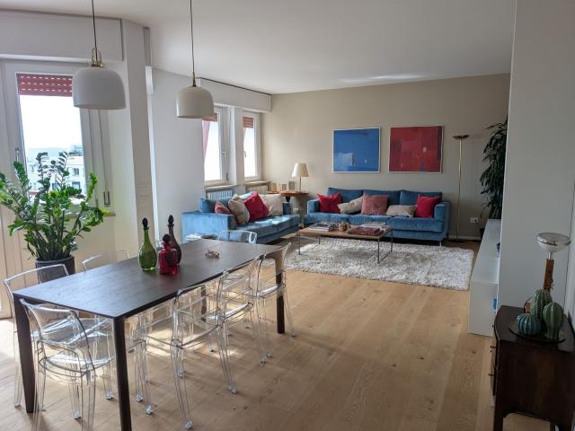 Appartamento in vendita di 120 m² in Piazzale Ellero Enea dei Mille, 6