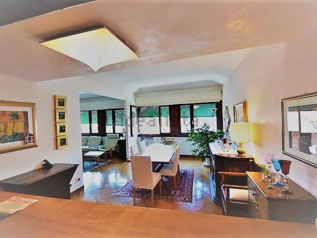 Appartamento in vendita di 120 m² in Sestiere Dorsoduro