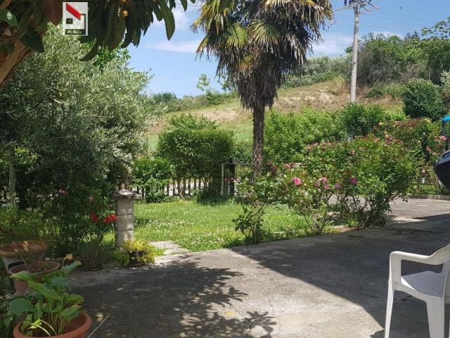 Appartamento in vendita di 120 m² in Strada Comunale Vallone