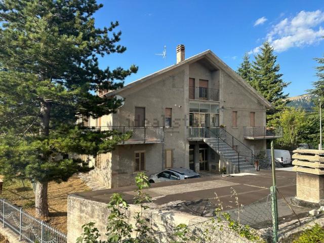 Appartamento in vendita di 120 m² in Strada Senza Nome, 145
