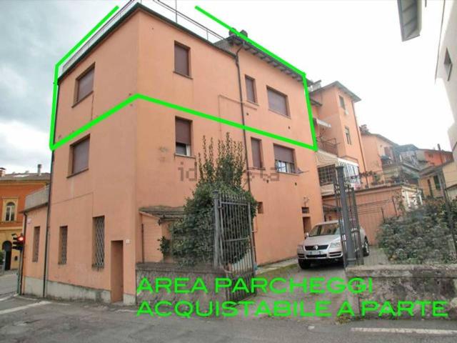 Appartamento in vendita di 120 m² in Strada Statale Porrettana