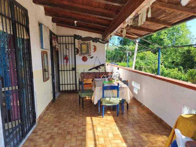 Appartamento in vendita di 120 m² in Strada Provinciale 81, 141