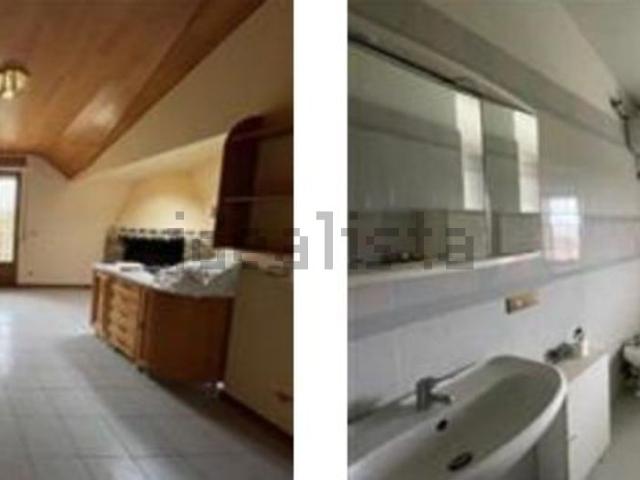 Appartamento in vendita di 121 m² in Via Castello