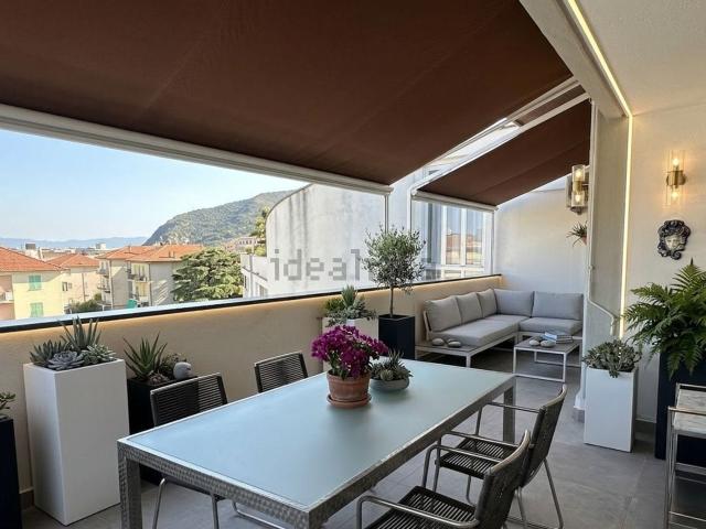 Appartamento in vendita di 121 m² in Via Antica Romana Occidentale, 72