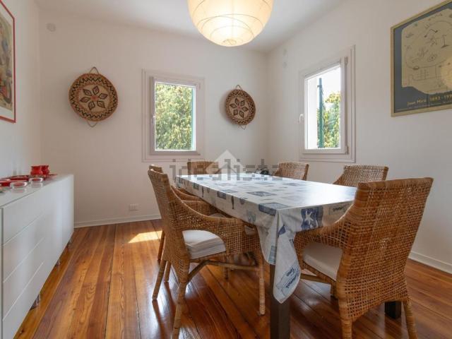 Appartamento in vendita di 121 m² in Via Aleardo Aleardi, 15