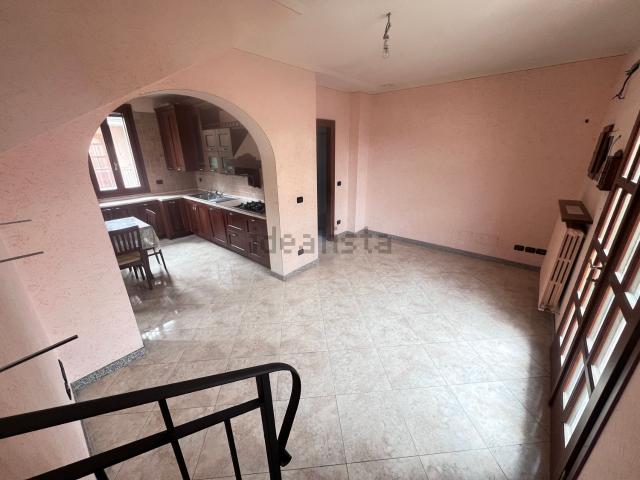 Appartamento in vendita di 121 m² in Via Ghiarone, 17