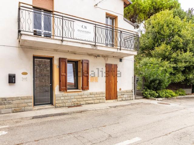 Appartamento in vendita di 121 m² in Via Giacomo Matteotti