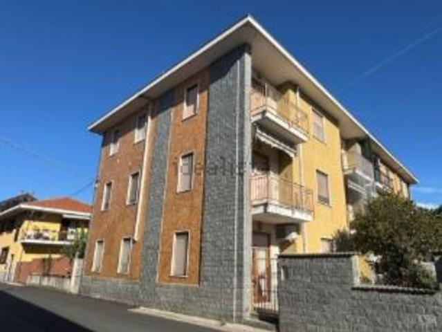 Appartamento in vendita di 121 m² in Via Giosuè Carducci, 47