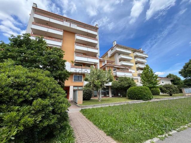 Appartamento in vendita di 121 m² in Via Giovanni Antonio da Pordenone, 12