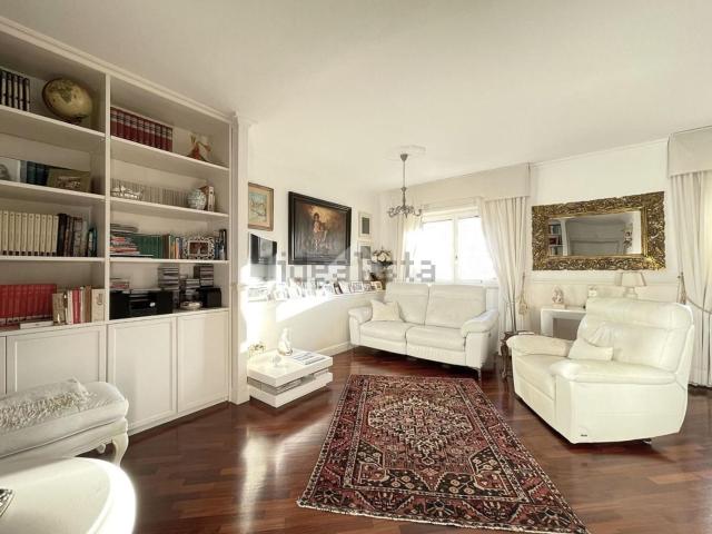Appartamento in vendita di 121 m² in Via Domenico Mazzocchi, 8
