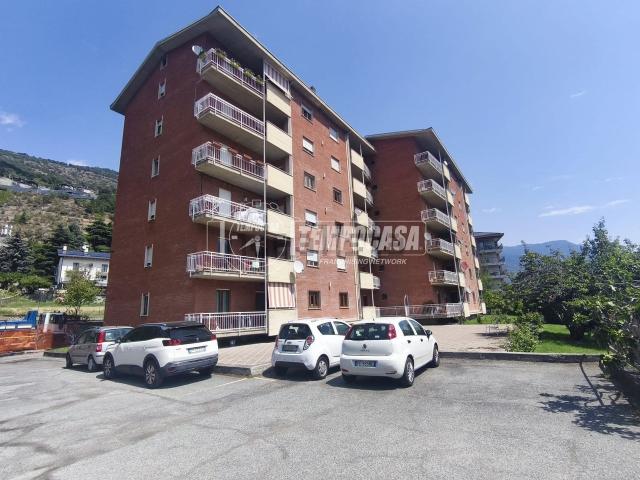 Appartamento in vendita di 121 m² in Via de Chevreres Gilles, 2